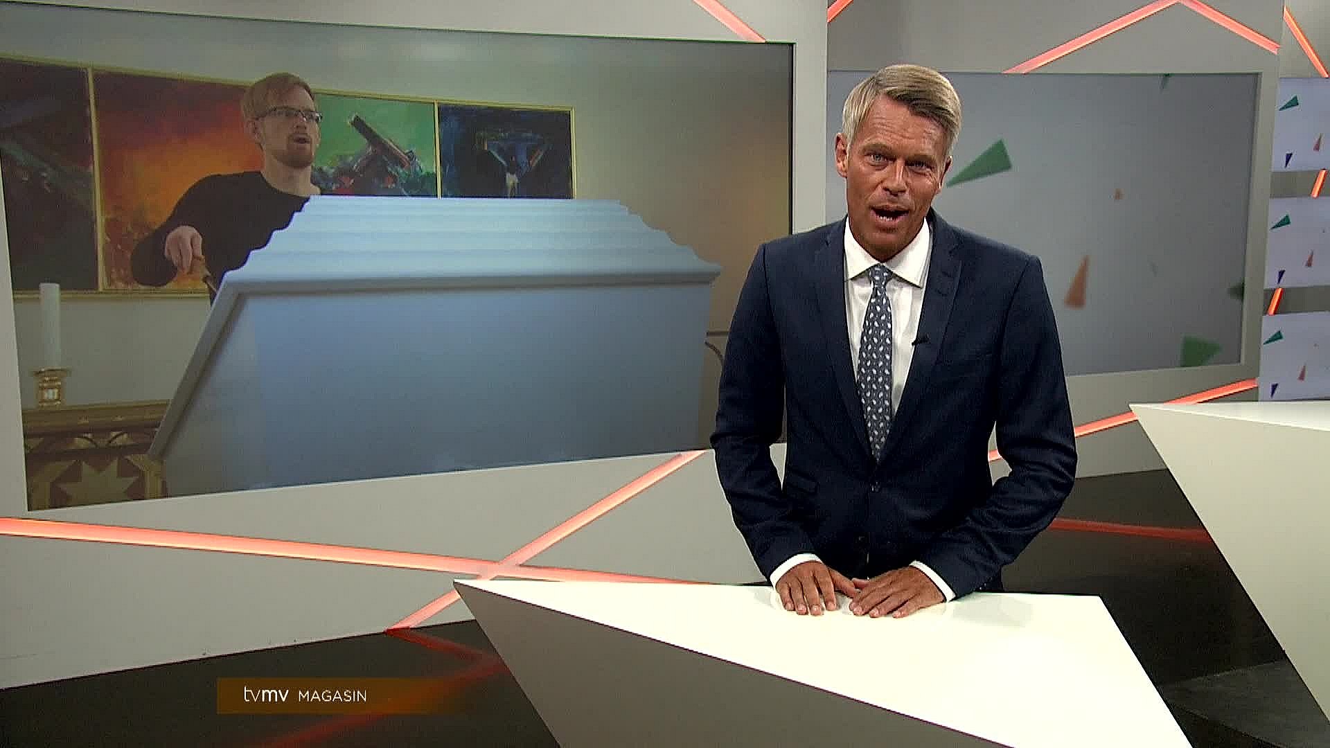 Nyheder Og I Lære Som Præst (3:4) - TV MIDTVEST 19.30 | TV MIDTVEST