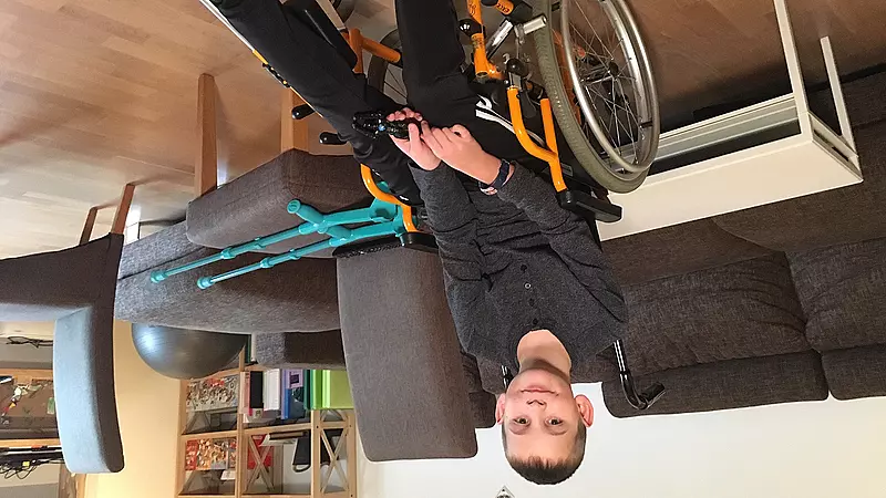 Bedre Ledig Hvor fint Venter på operation: 10-årige Jonas kan ikke gå uden krykker | TV MIDTVEST