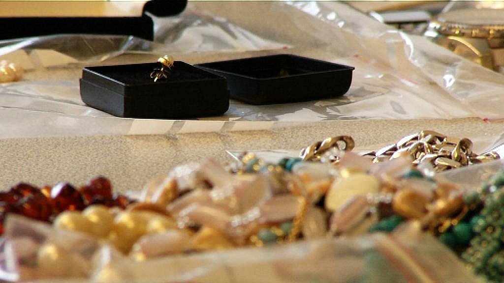 Skorpe Ansøgning Pil Smykker fundet i Skive | TV MIDTVEST