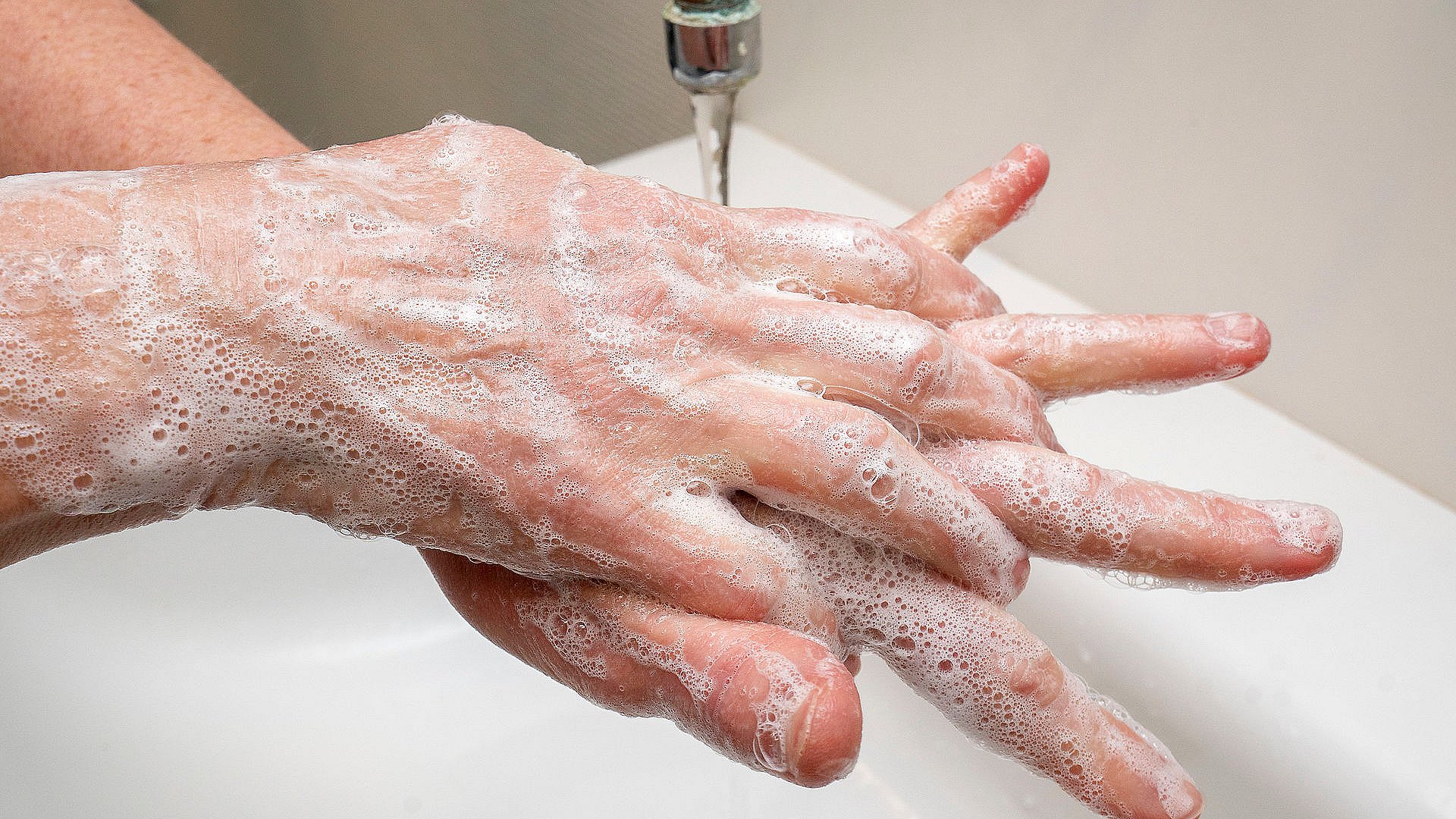 kontakt Stige brug Fokus på håndhygiejne har gjort håndvaske til en mangelvare | TV MIDTVEST