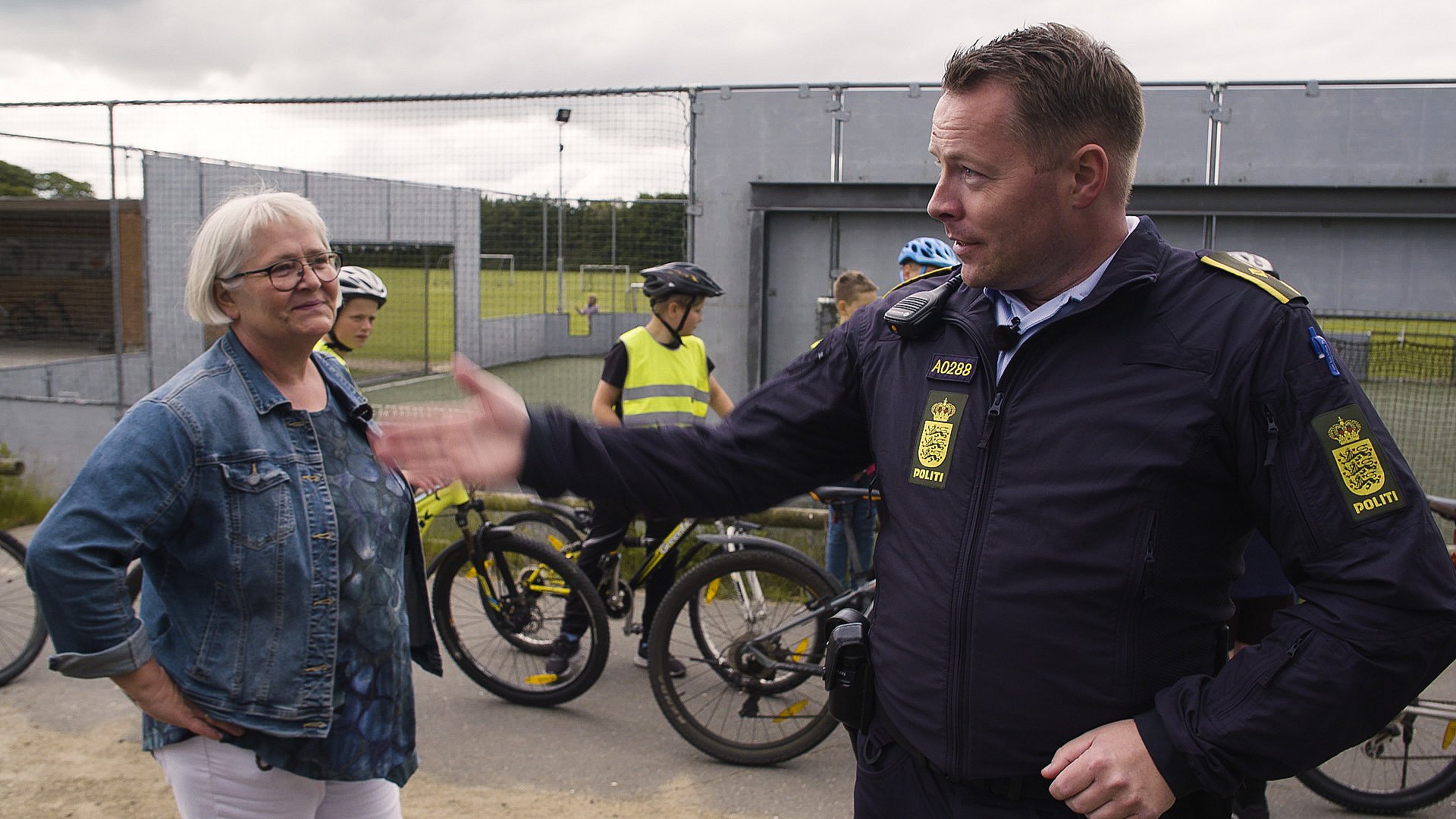 Skolelærer lokker ordensmagten til cykelprøve | TV