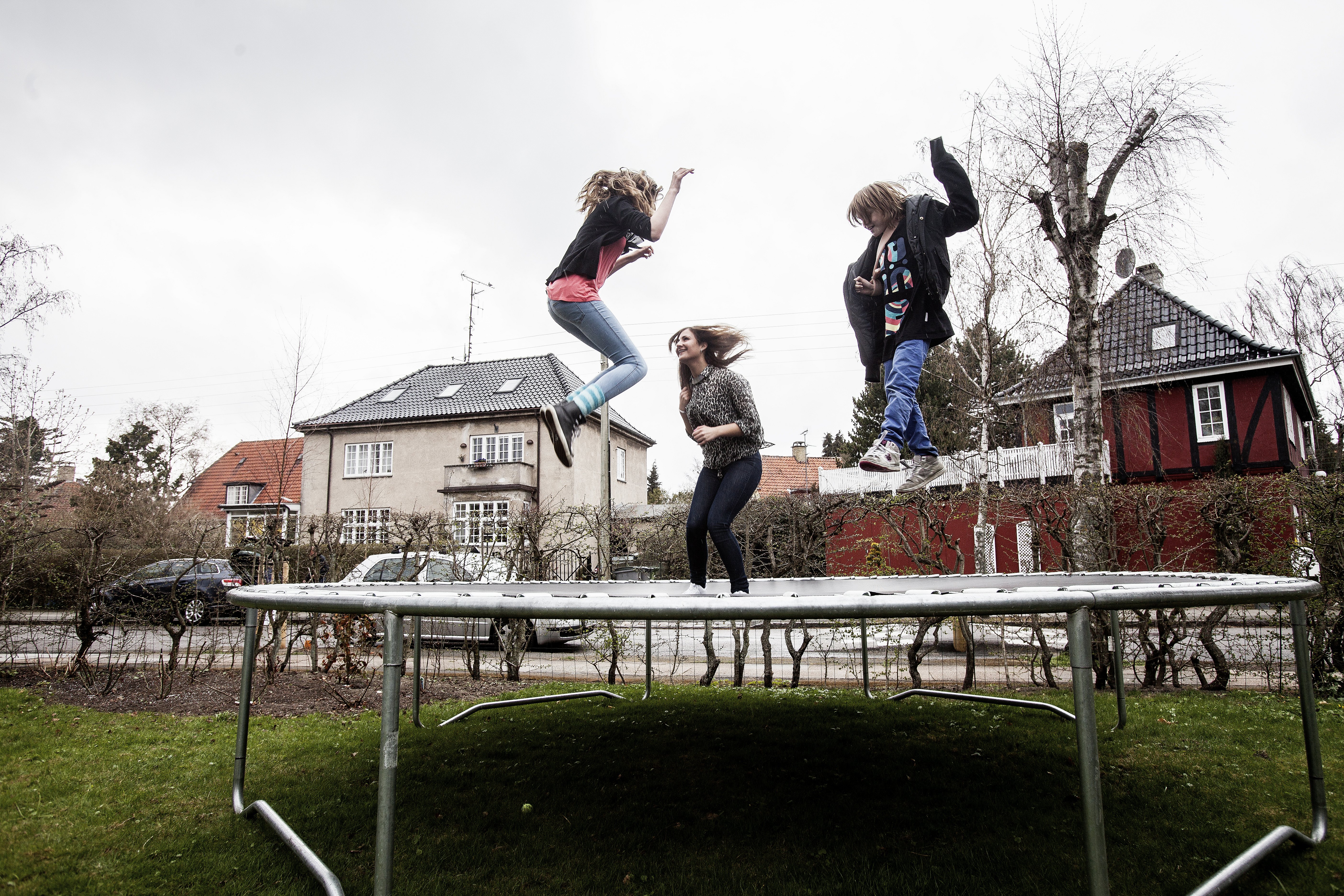 Pas på de små: Overlæge om sæson for trampolinskader TV