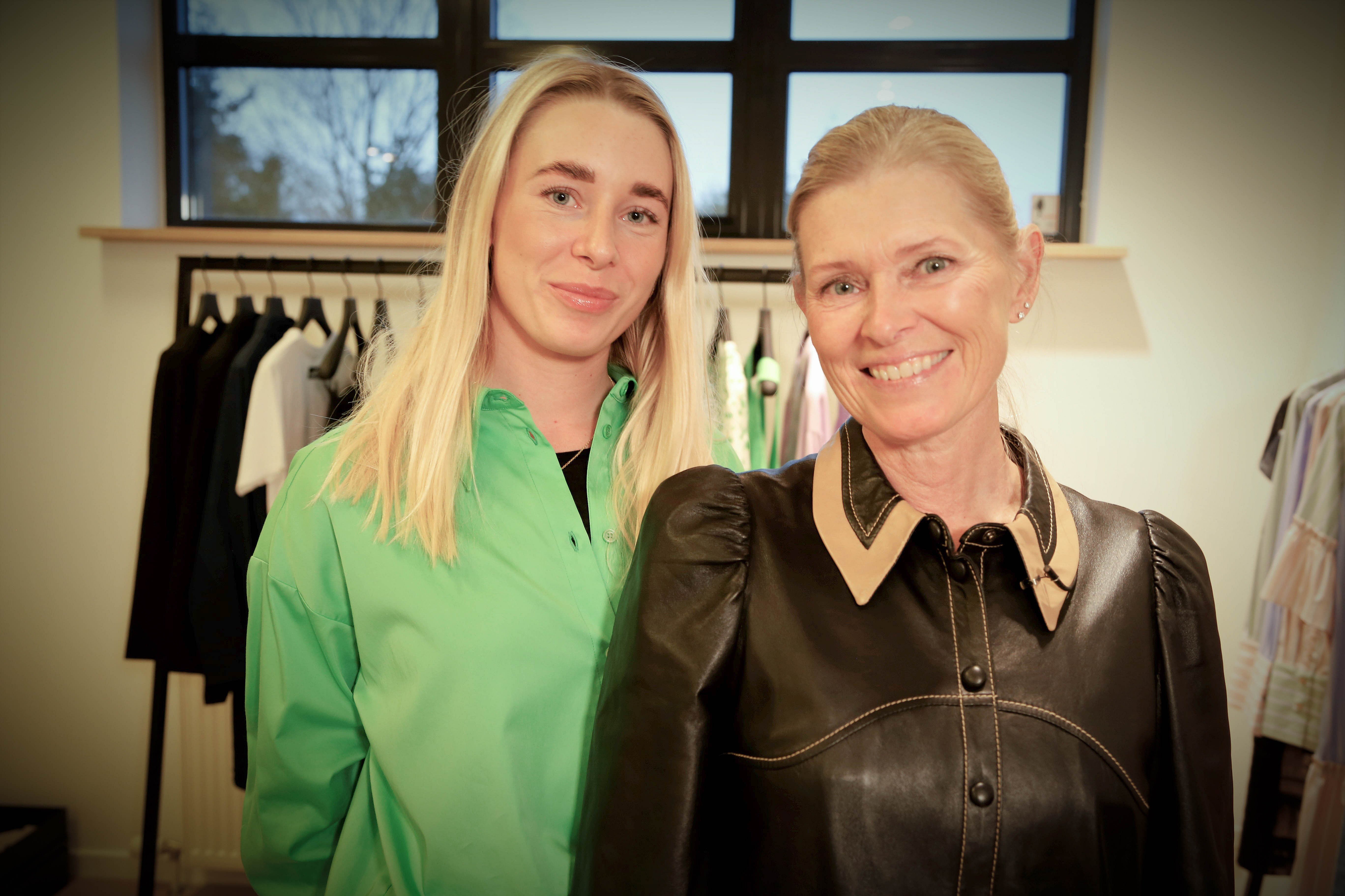 Agnes Gray mest ide Mor og datter med passion for mode: Mixer erfaring og mod i nyt brand | TV  MIDTVEST