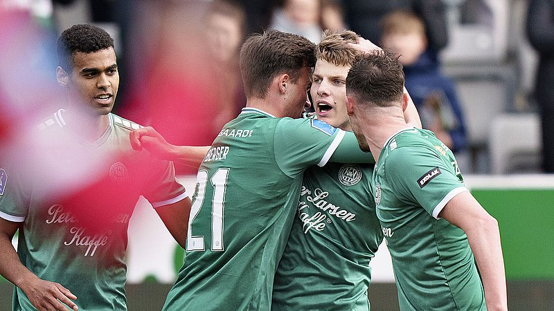 Viborg Slår Rekord Med Salg Af 20 årig Spiller Til Ajax Tv Midtvest 