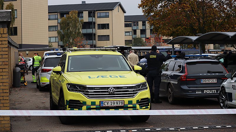 Stor Politiaktion I Silkeborg Slut: 60-årig Mand Anholdt | TV MIDTVEST